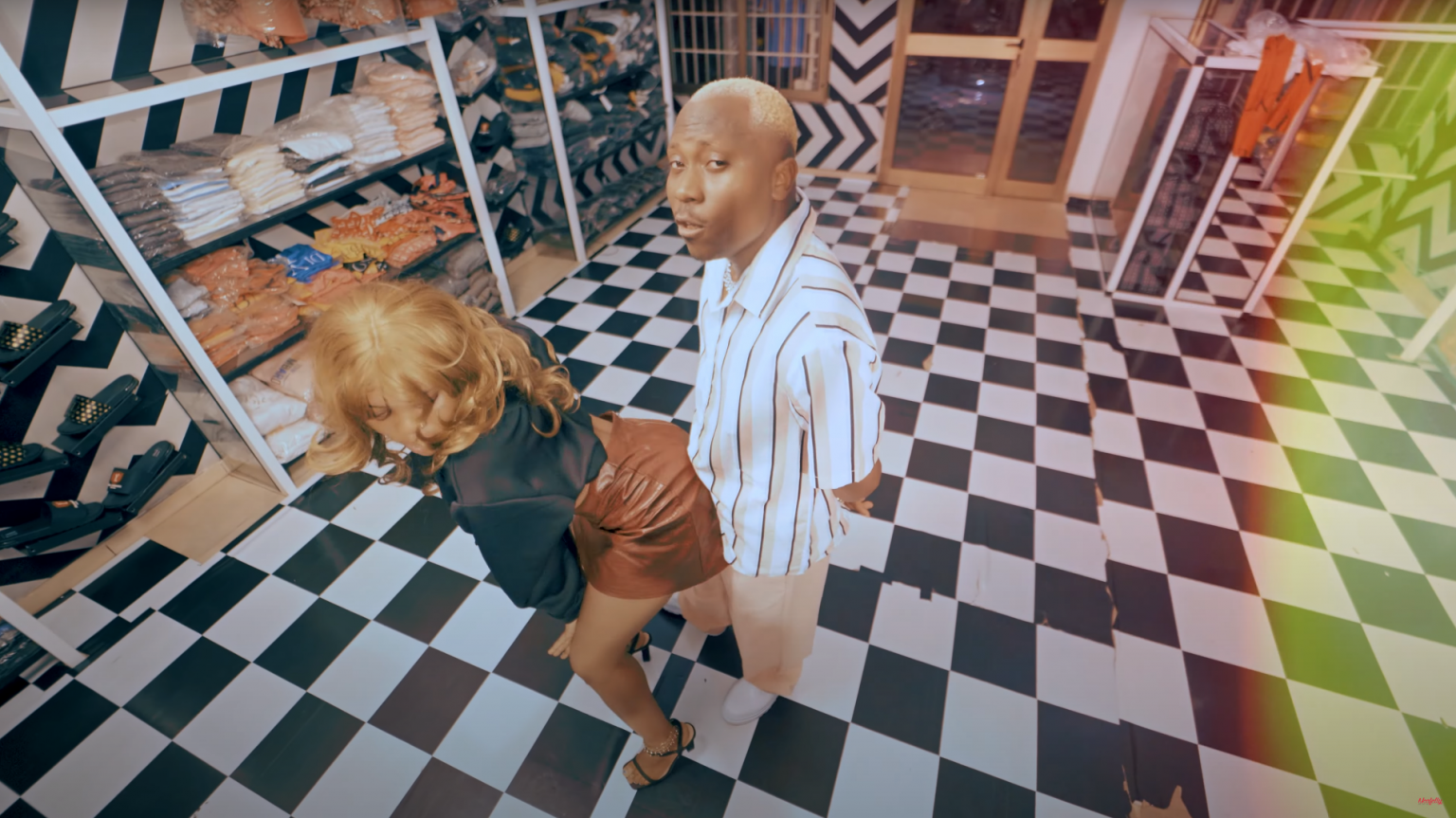 Photo de C'est le moment de « Pull Up » avec le nouveau clip de Mcafelly