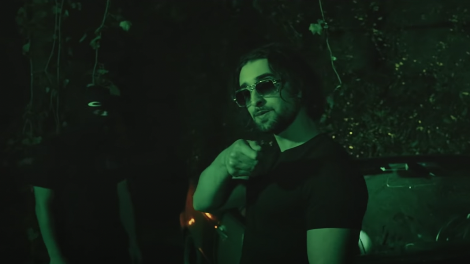 Photo de Luis la Z, invincible dans son nouveau clip STABIL