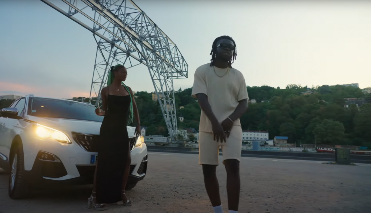 Photo de LEXAND est-il un mec « Jaloux » ?