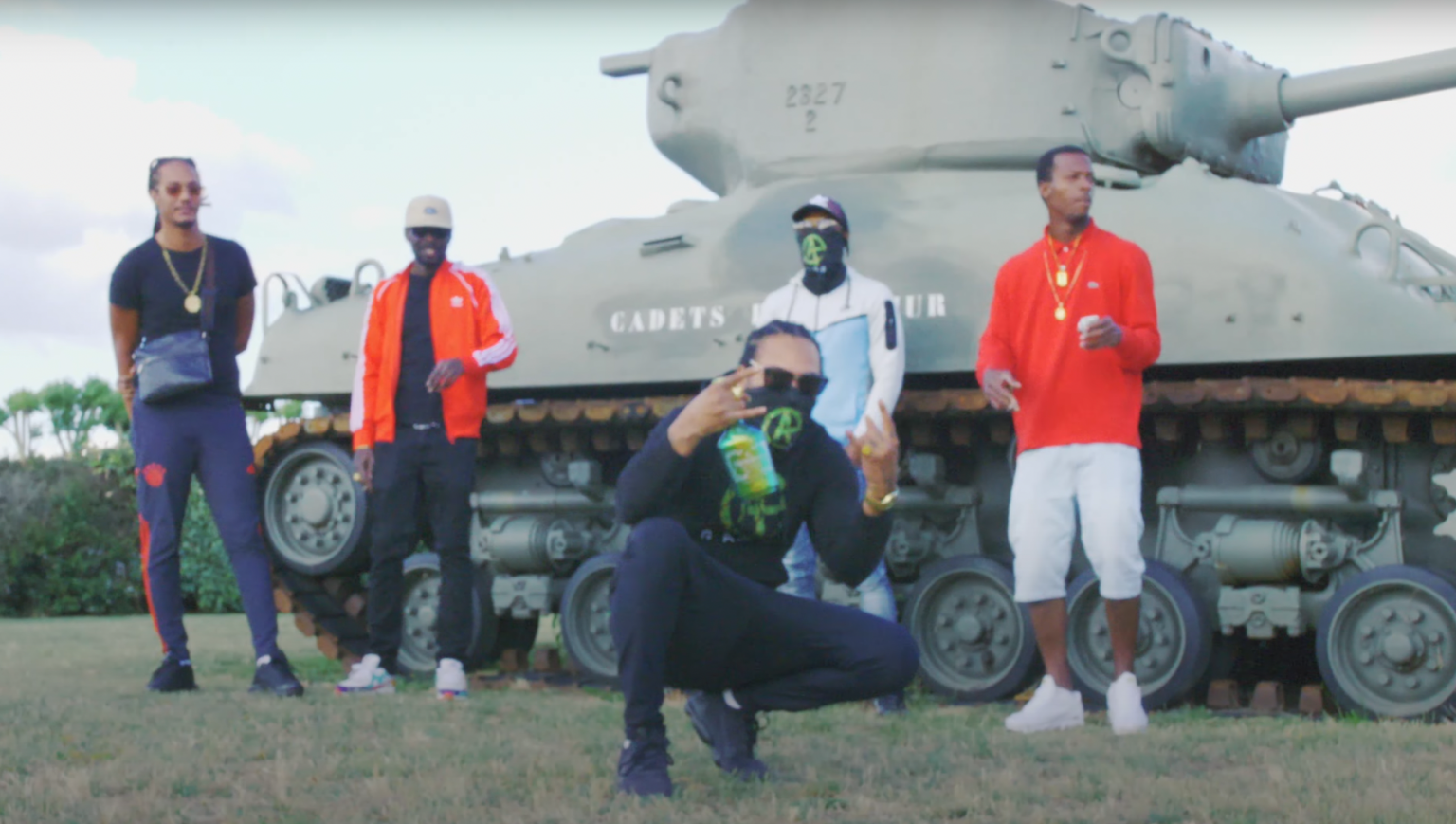 Photo de Découvrez « No Limit Bout it », le nouveau clip de T.L.T