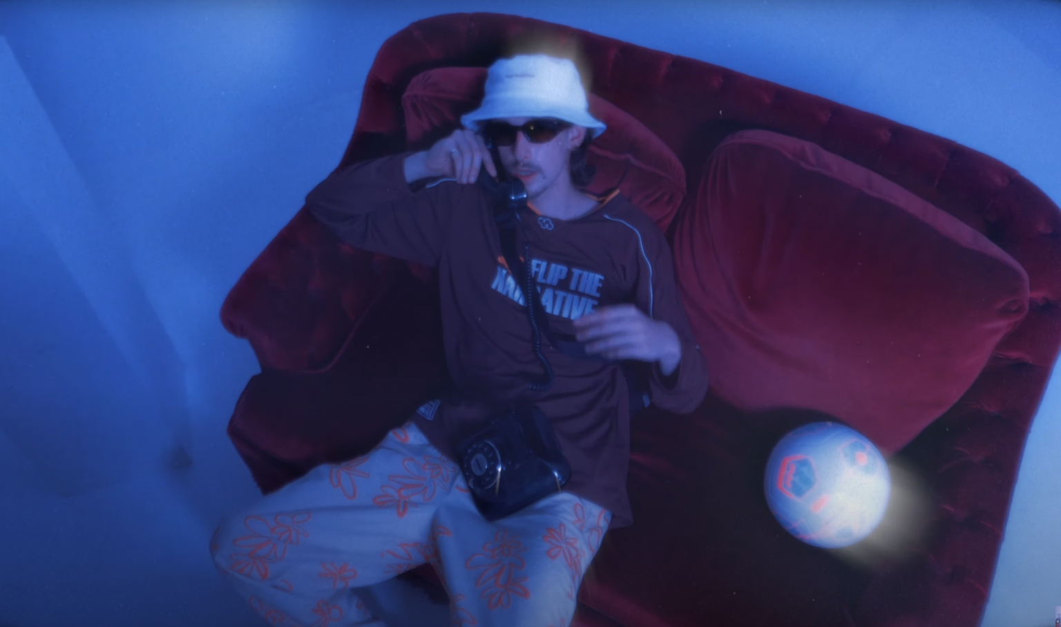 TIBIEL est le « PLAYER ONE » du game dans son nouveau clip Photo de TIBIEL est le « PLAYER ONE » du game dans son nouveau clip