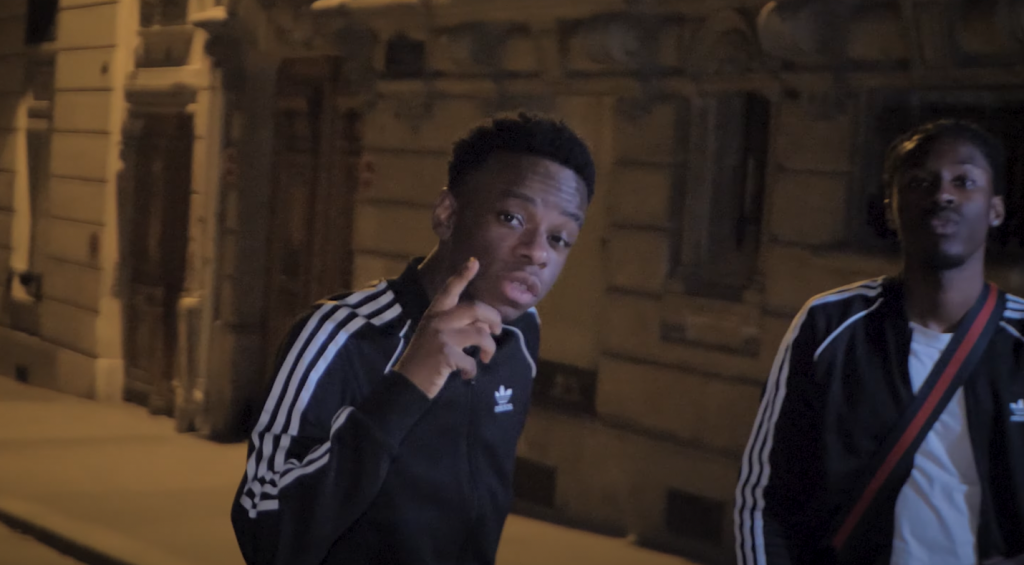 Photo de HMG met le feu à la prod' dans son nouveau clip « KYKY LOTTIN »