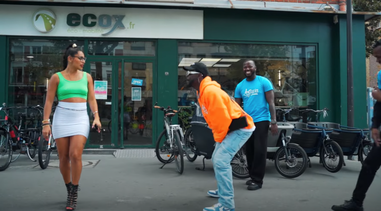 Un peu d’ « ENJAILLEMENT » avec DIOMEDE KING, ça vous branche ? Photo de Un peu d' « ENJAILLEMENT » avec DIOMEDE KING, ça vous branche ?