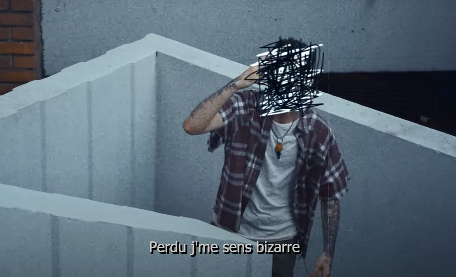 Photo de 3dot a la tête dans le « Blizzard » dans son nouveau clip