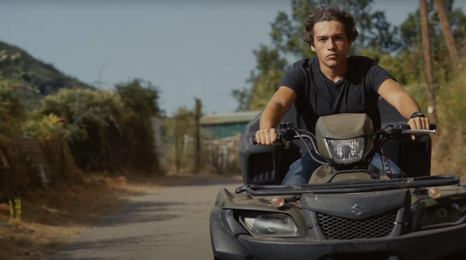 Photo de « On n'a pas tout vu » avec le nouveau clip de NEPITA