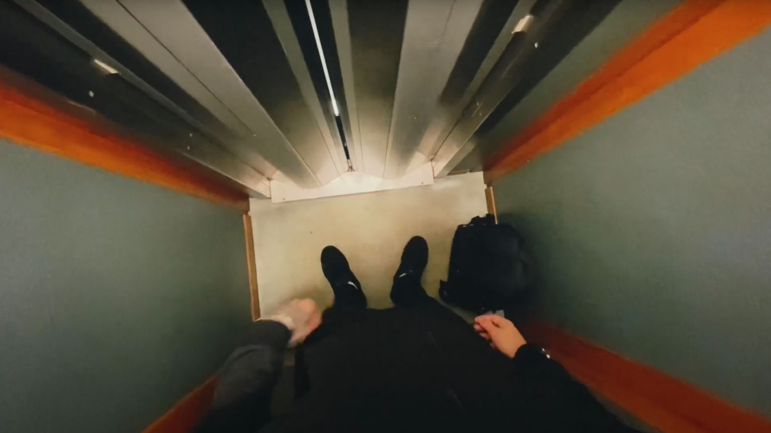 Photo de Arias est « Comme une étoile » dans son nouveau clip