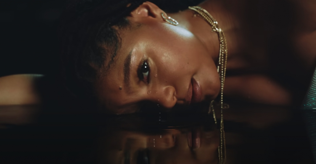 Photo de Halle Bailey décrit son album comme « une lettre d'amour à elle-même »