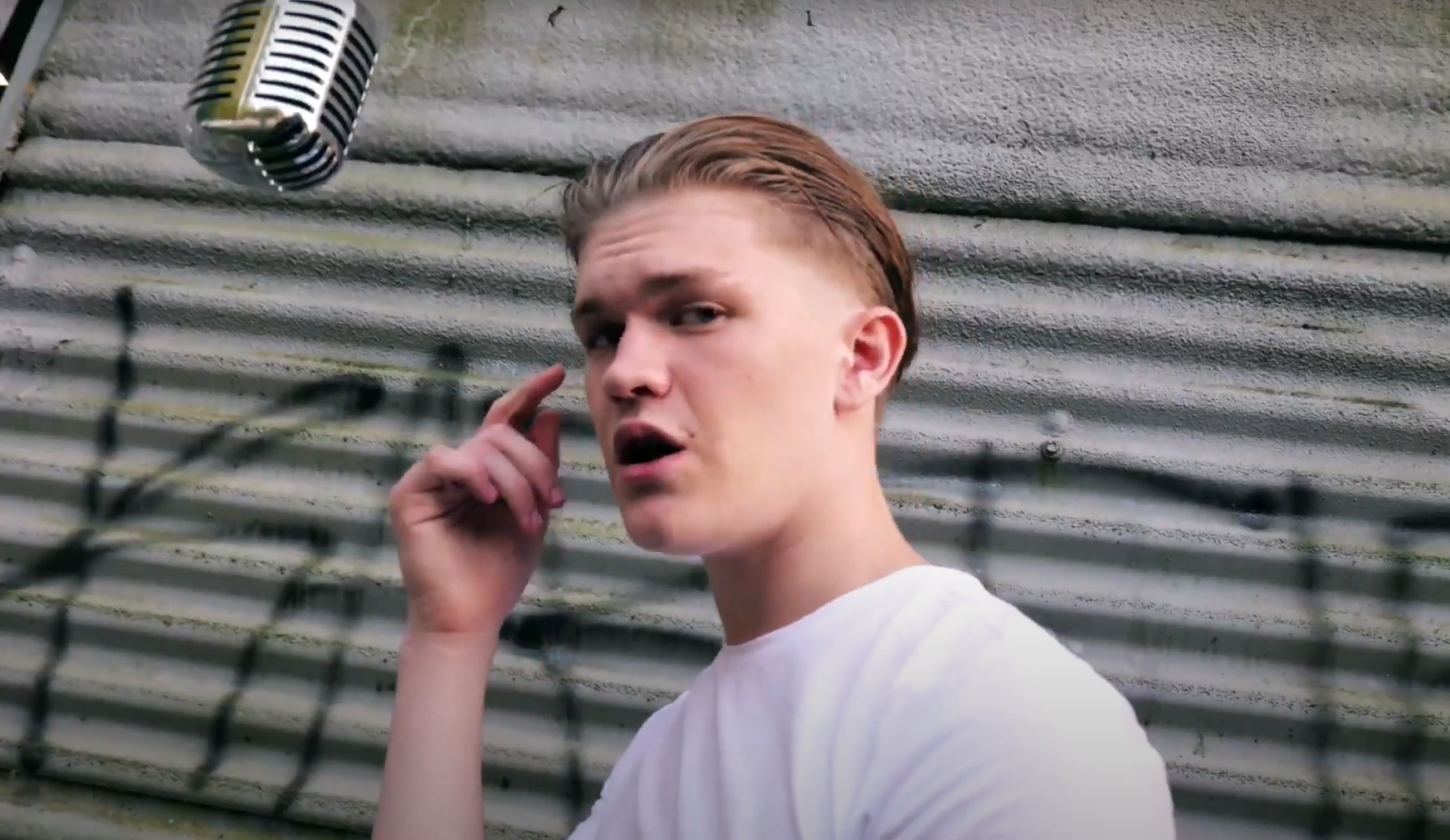 Entrez dans la « CABEZA » de FLOKA avec son nouveau clip Photo de Entrez dans la « CABEZA » de FLOKA avec son nouveau clip