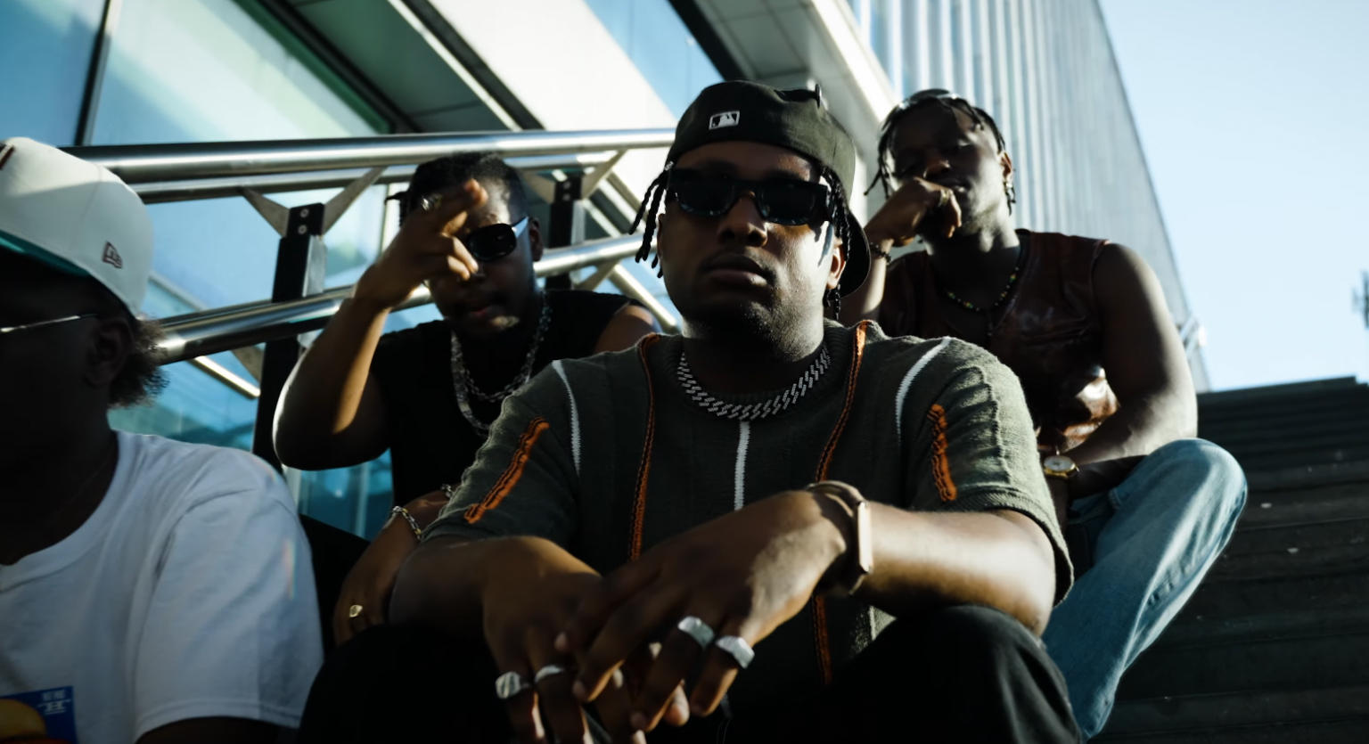 Photo de Gus Itali est trop « Chaud » dans son nouveau clip