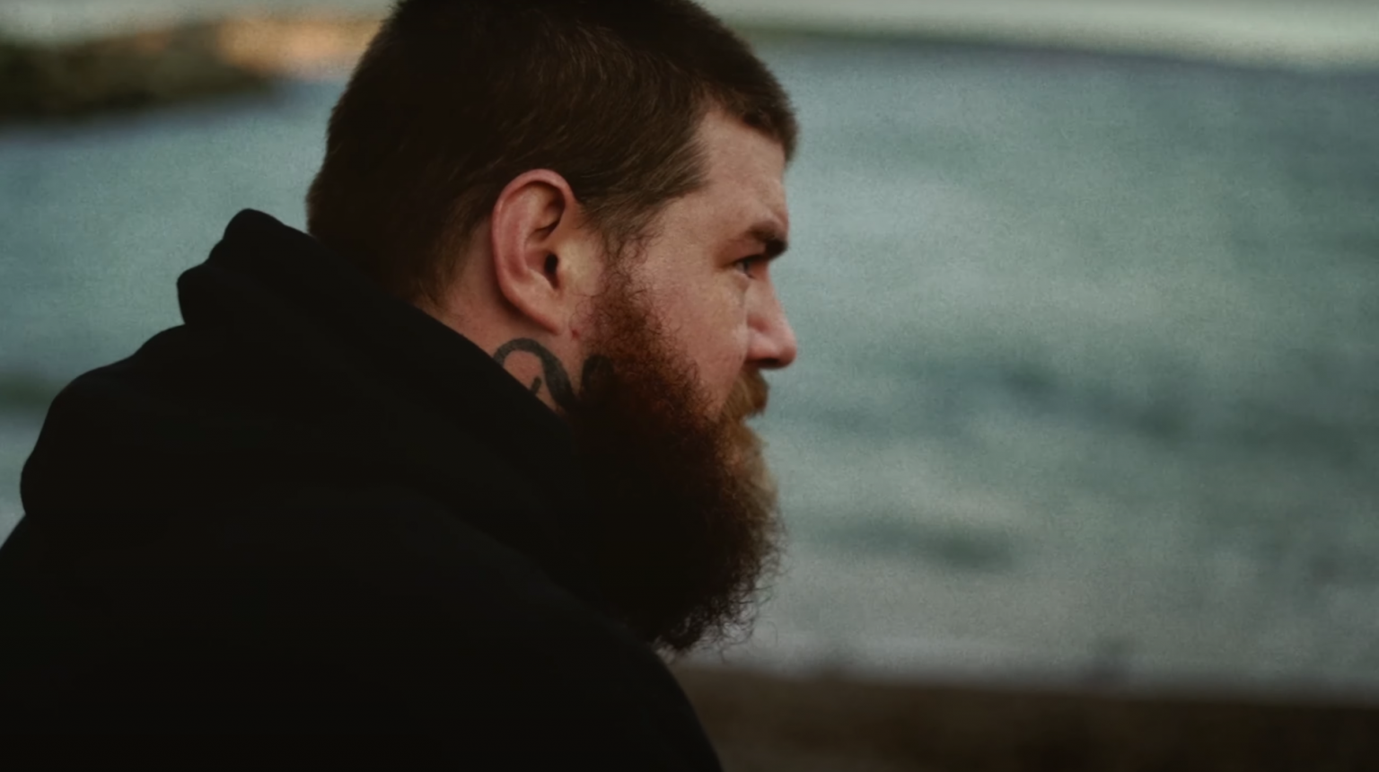 Photo de WARLOCK X FRAGOULER X LASCAR sont « PRIS DANS LA HAINE » dans leur nouveau clip