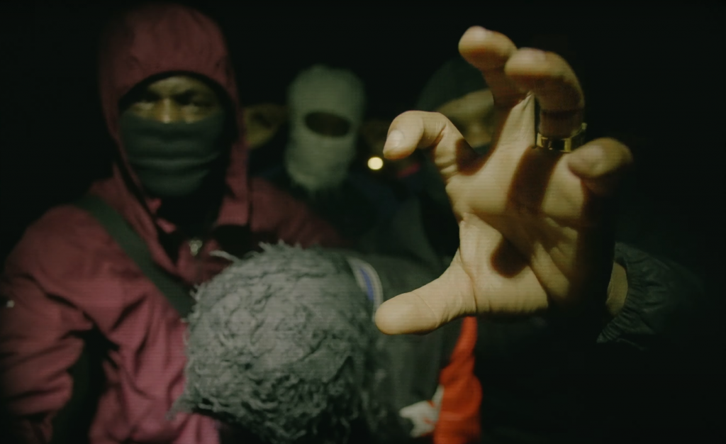 Photo de Le groupe TSKY dévoile son tout nouveau clip « Smoke »