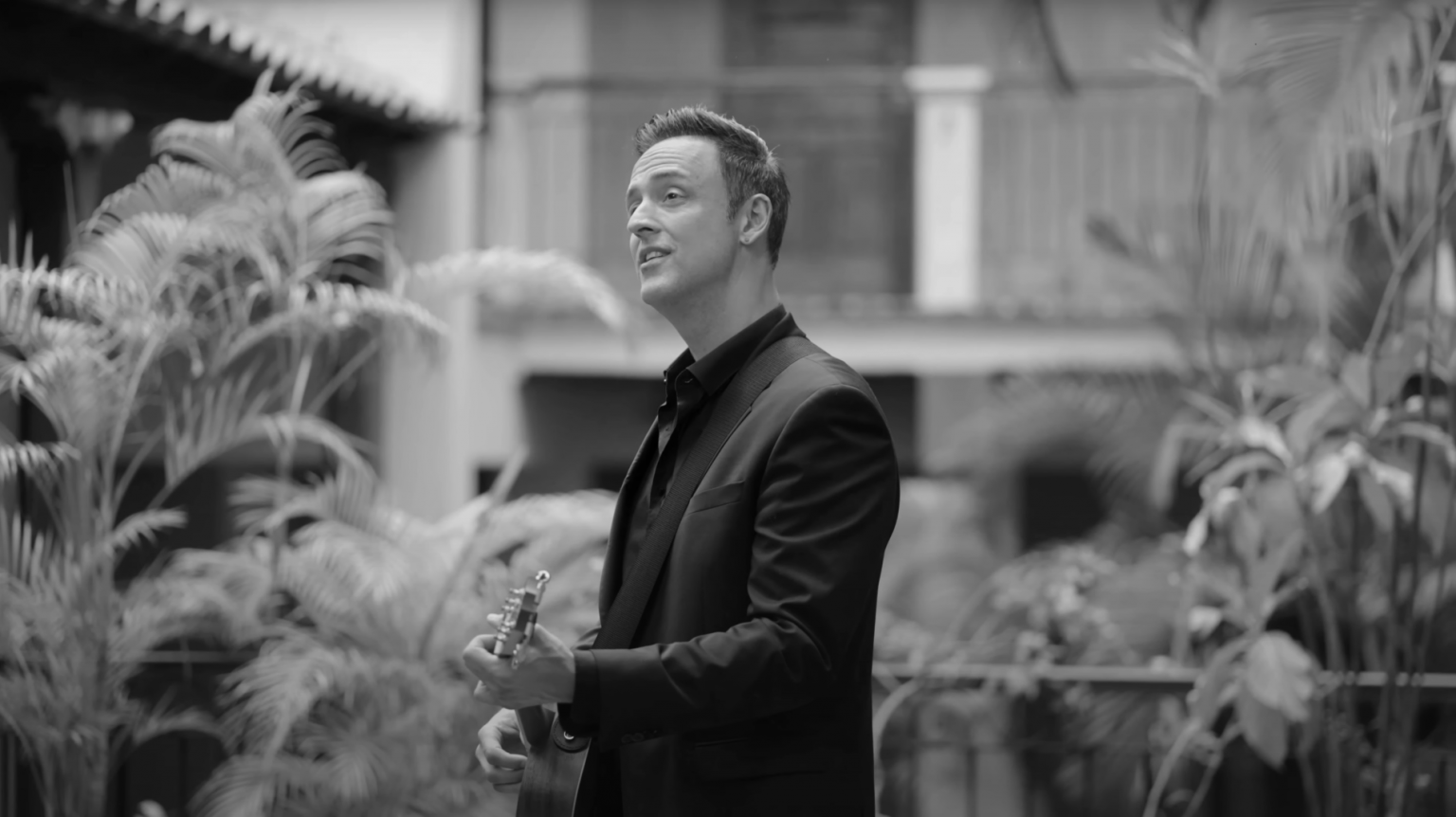 Photo de Découvrez « Veux-tu faire ta vie avec moi ? », une magnifique vidéo du Québécois Étienne Drapeau