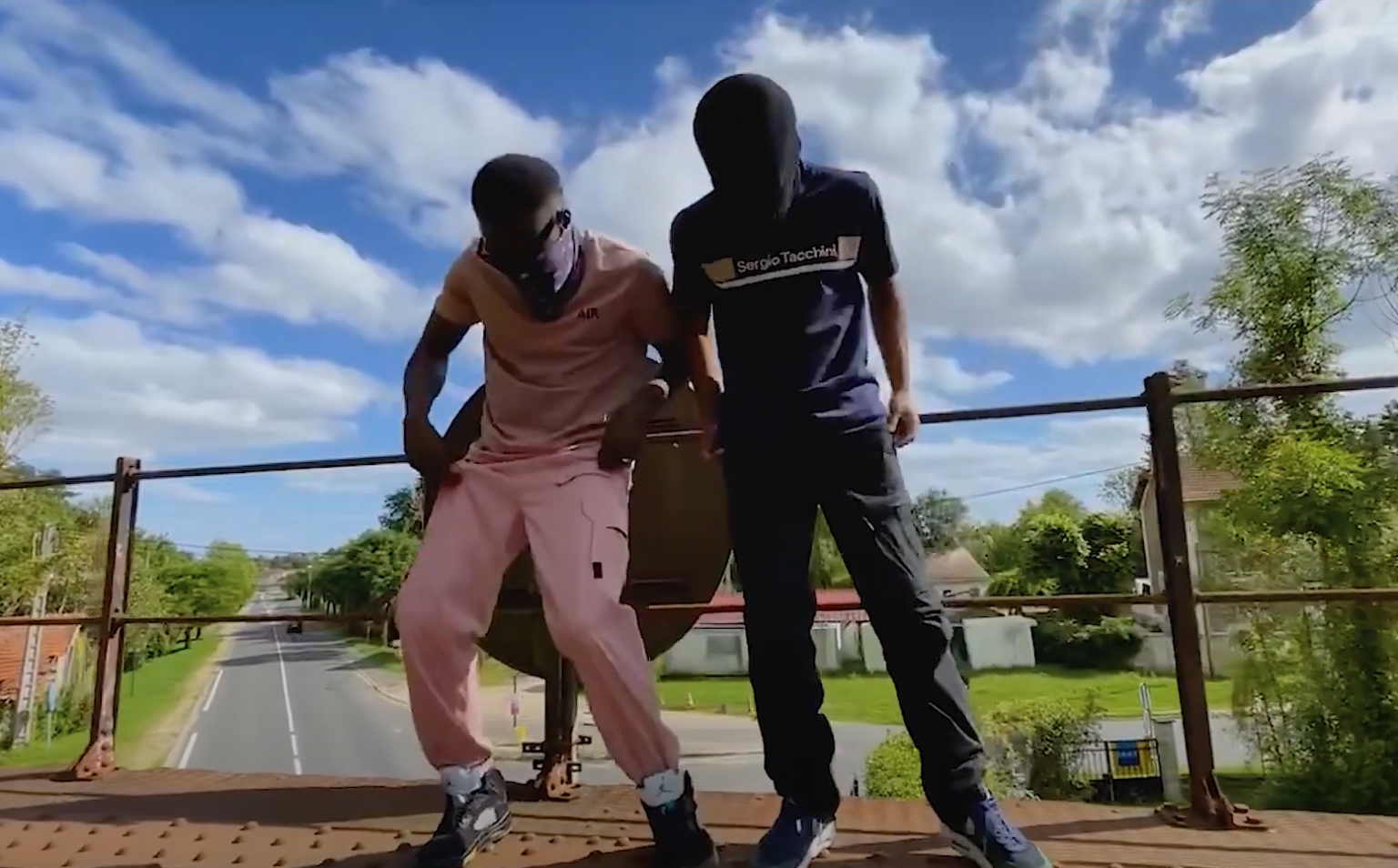 Photo de Découvrez « ITO », le nouveau banger signé Le DR