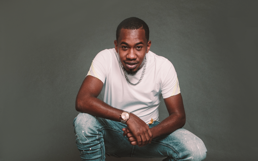 Photo de IR9 a le « Couteau aiguisé » dans son nouveau clip