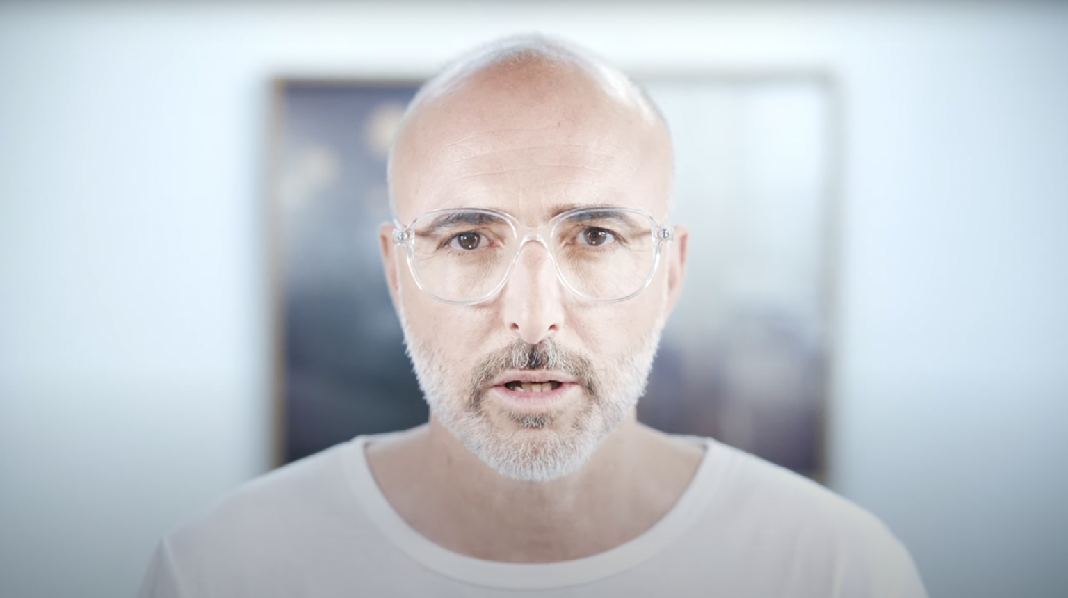 Photo de Entrez dans « Ta lumière », le nouveau clip de Fred Nevché