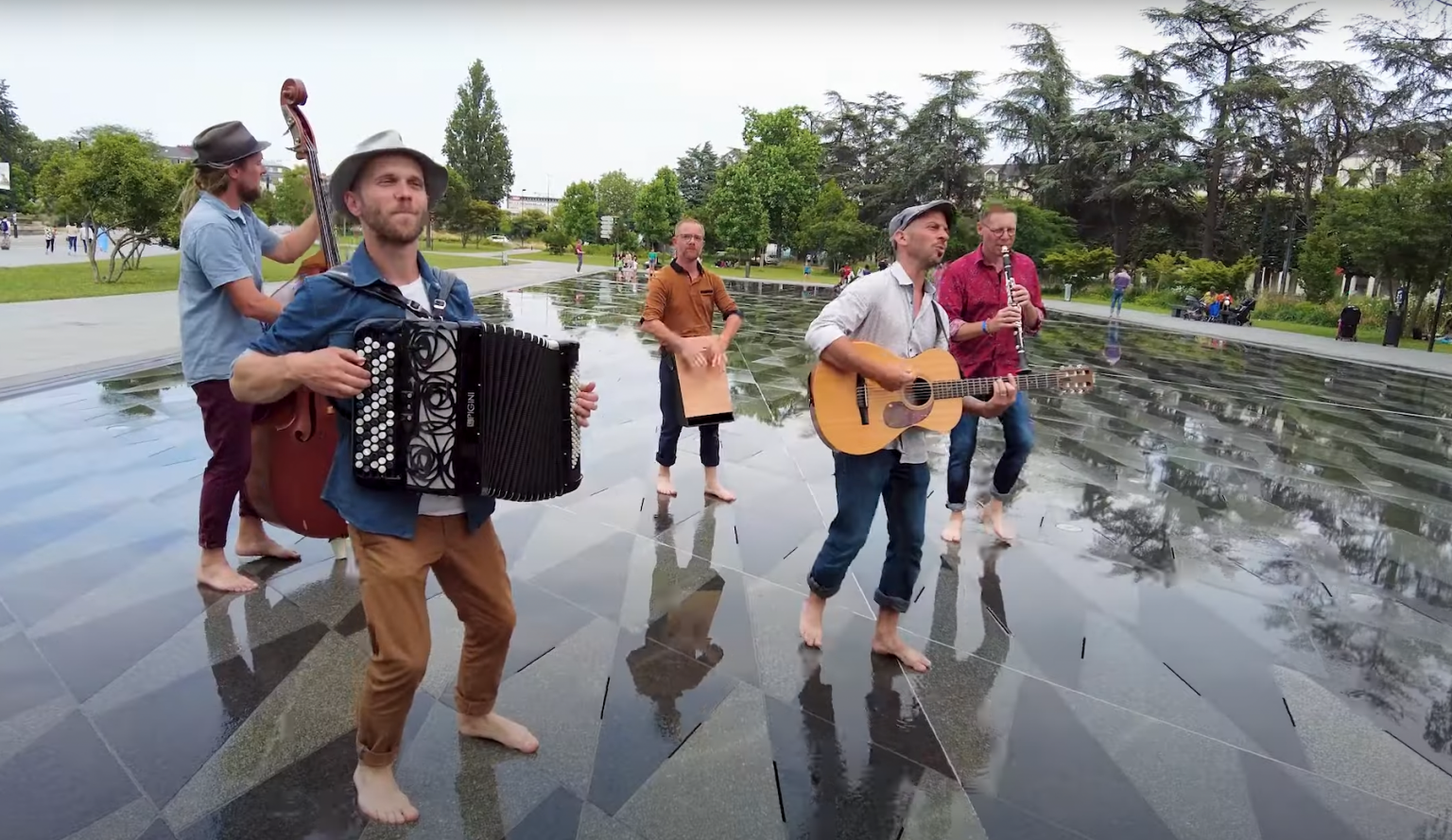 Photo de RDV à « Nantes » pour le nouveau clip de La Route des Airs