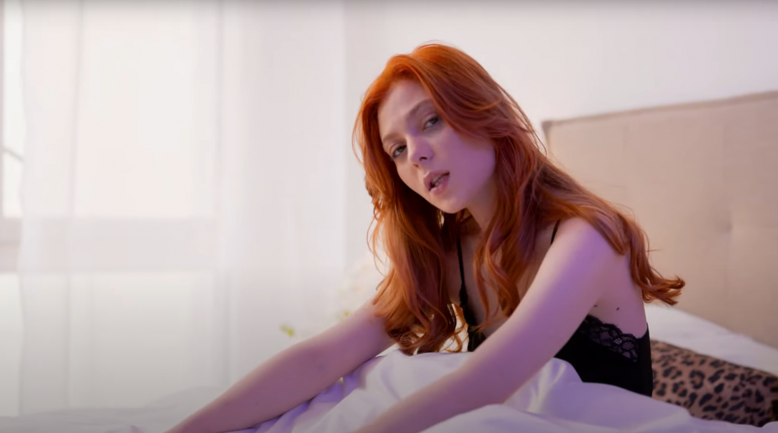 Photo de Laissez-vous entrainer par « Un jour de plus », le nouveau clip rafraichissant de Georgie