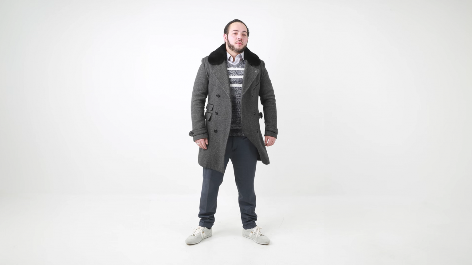 Sinan S joue les « Professeur » dans son nouveau titre Photo de Sinan S joue les « Professeur » dans son nouveau titre