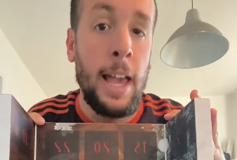 Photo de Les fans de Yanns déçus par son calendrier de l'Avent ?