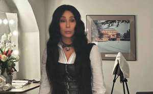 Photo de Cher s'en fou si les gens n'écoutent pas son nouvel album