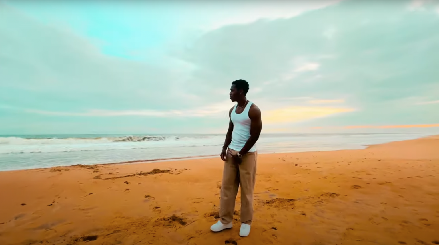 Photo de Belito fait les choses avec le « Cœur » dans son nouveau clip