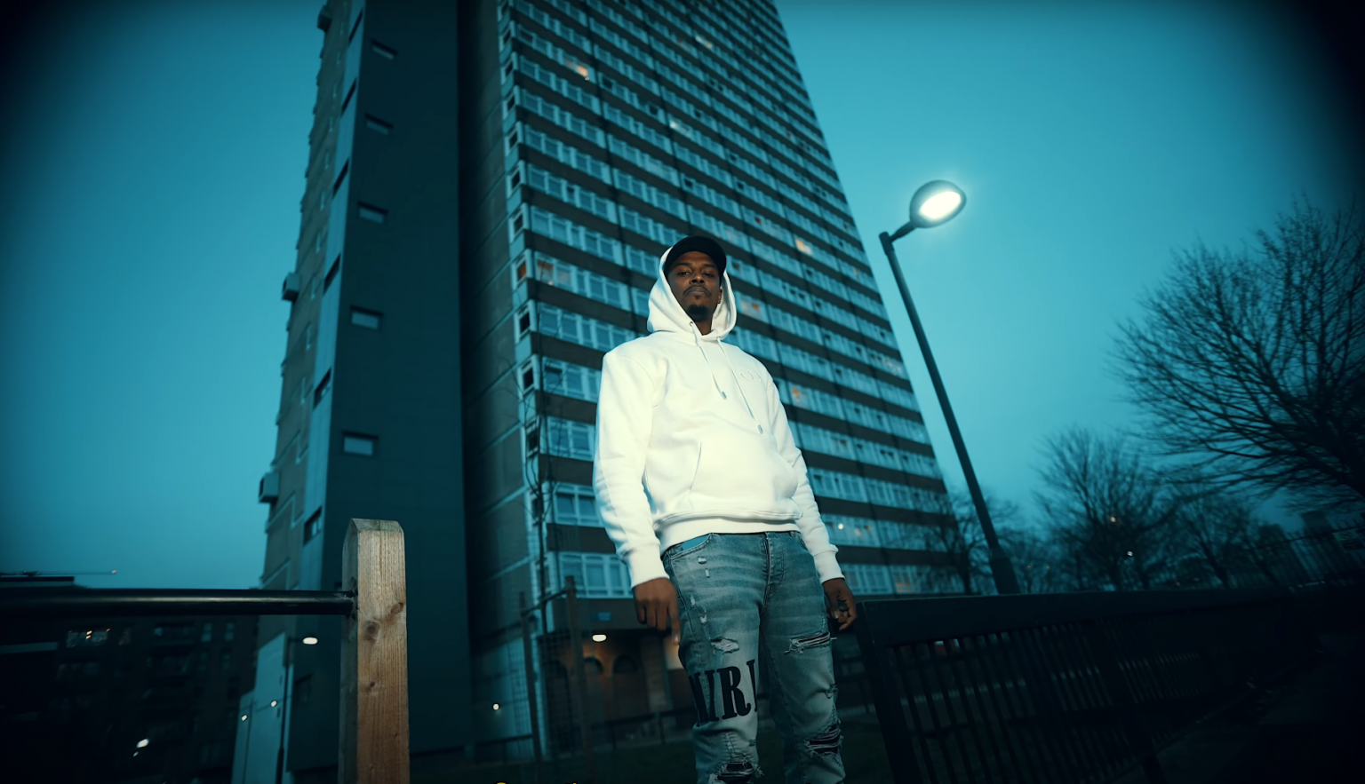 Photo de RDV à « London » pour le nouveau clip d'Elso