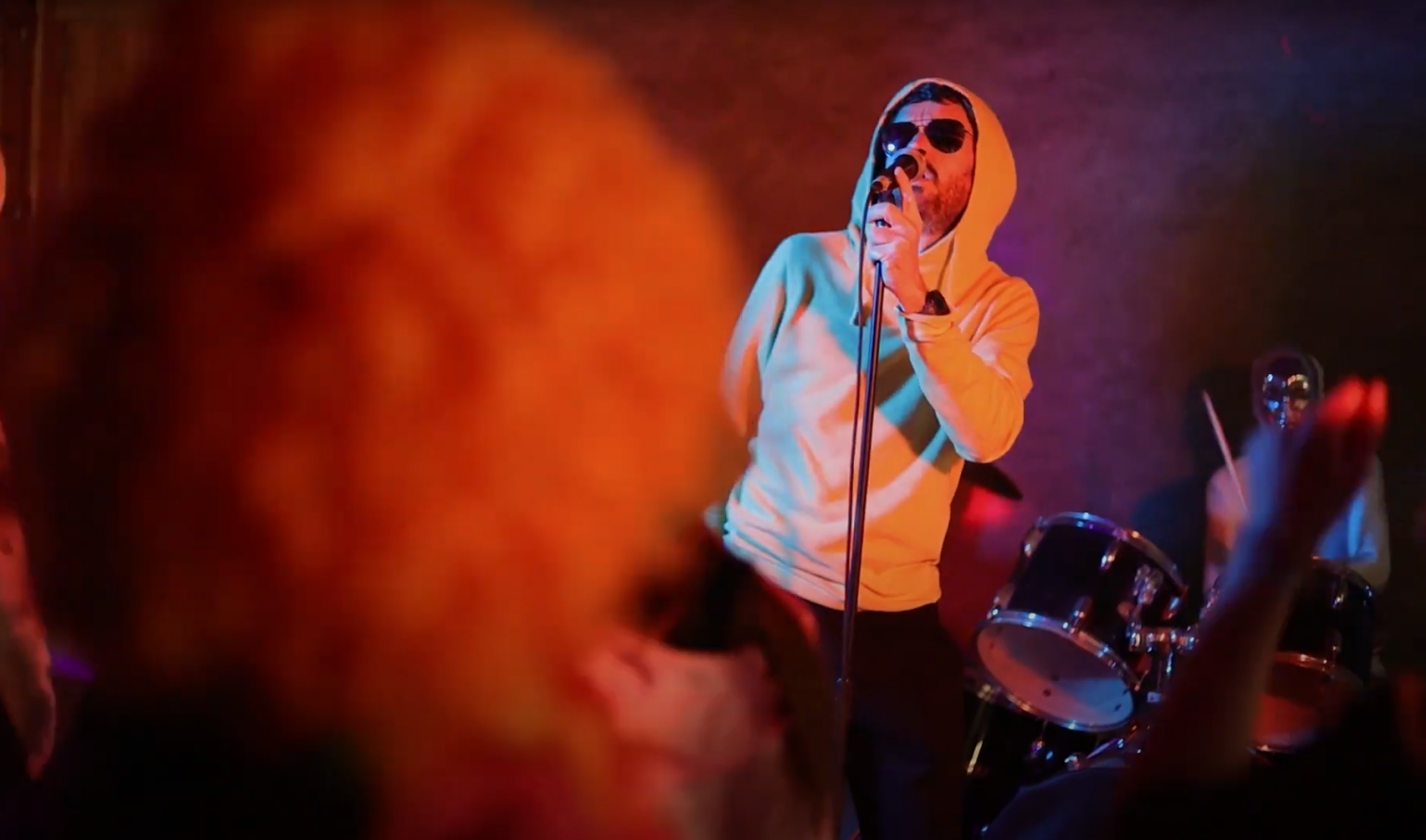 Photo de Happy Flou et « Chat Gipiti », c'est toute une histoire !