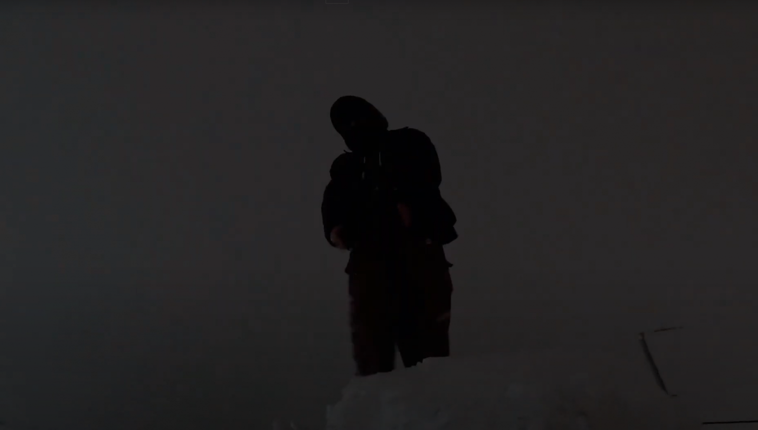 Photo de EMOTIF raconte son « AMOUR DÉCHU » dans son nouveau clip