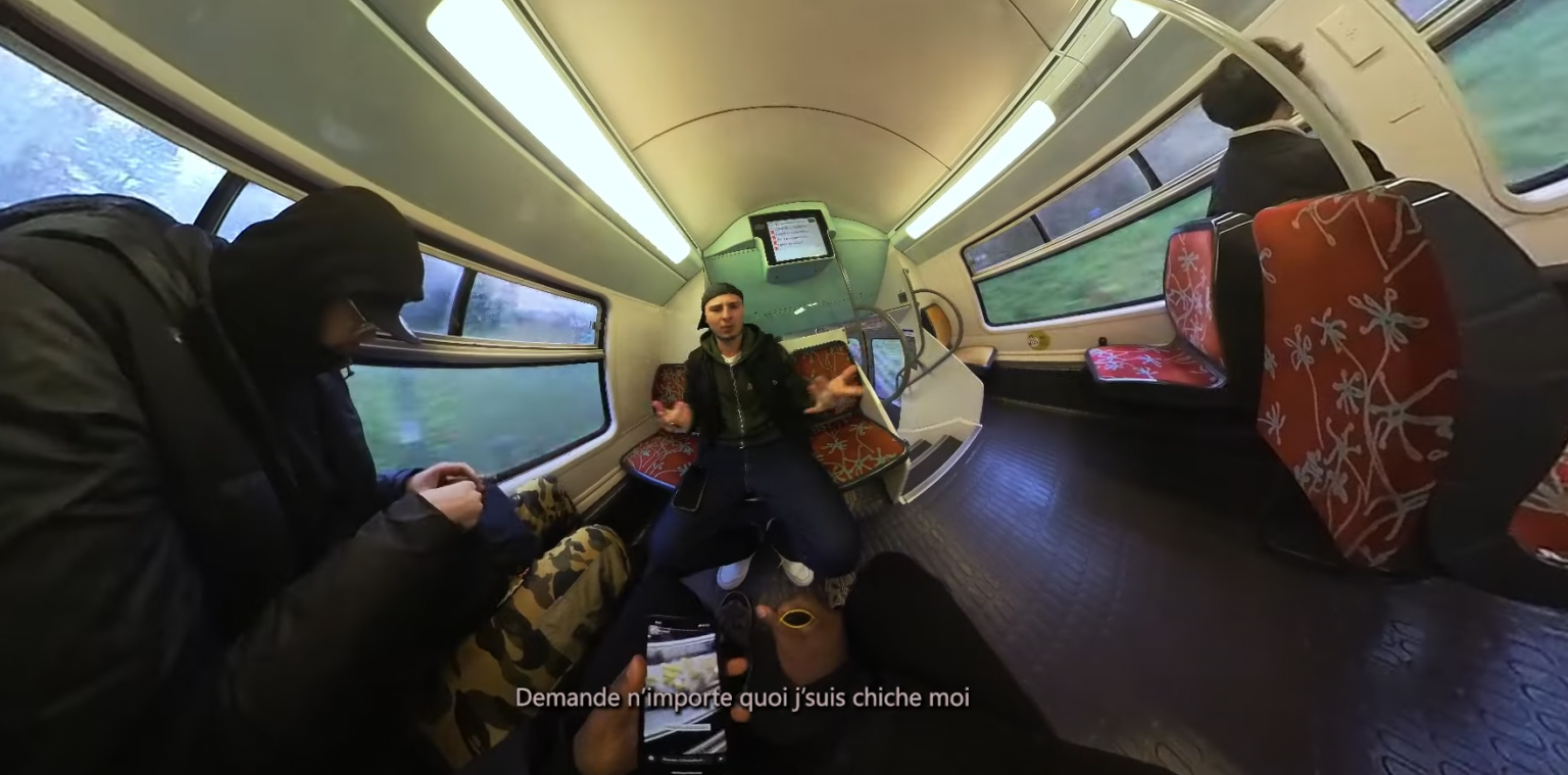 Photo de « Tout ira mieux » si vous regardez le nouveau clip de LORNÉ