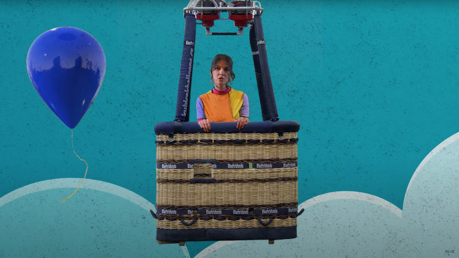 Photo de ALBA dénonce les violences conjugales avec « Le contrat », son nouveau clip