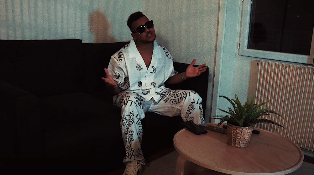 Photo de Laissez-vous envouter par « GODOBETTE », le nouveau clip de NBY_236