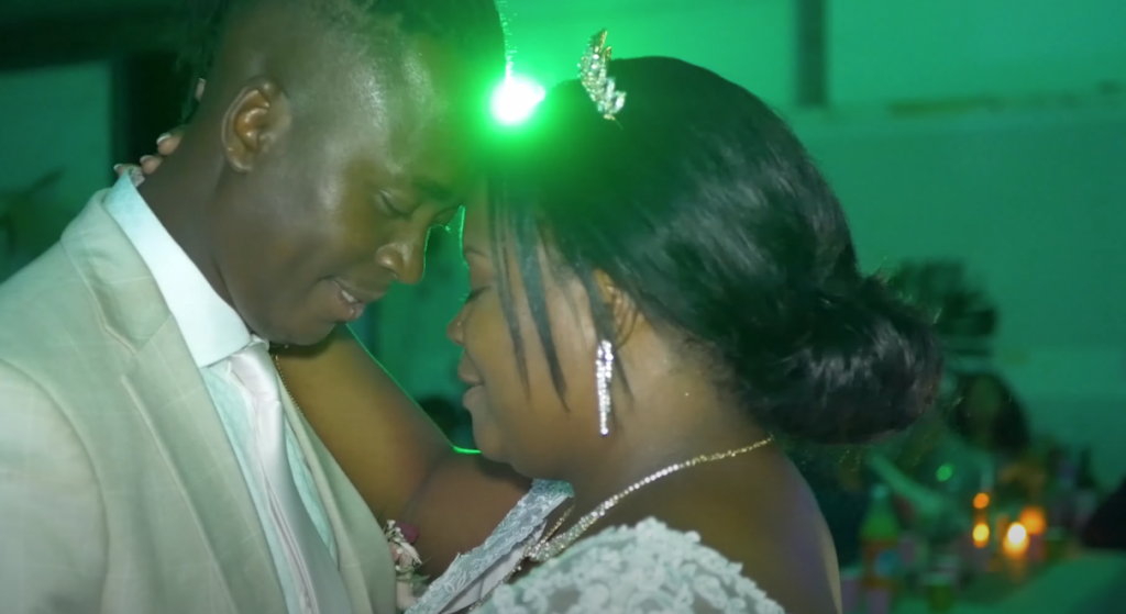 Photo de LORDEN FAYA ouvre son cœur dans son nouveau clip « Ma Promise »