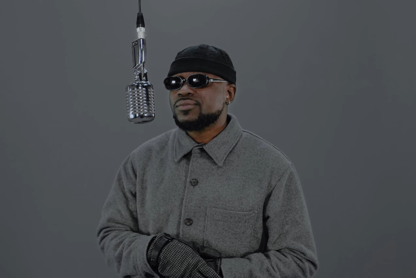 « Mayday » de Zara Tosta : une odyssée musicale vers les étoiles. Photo de « Mayday » de Zara Tosta : Une Odyssée Musicale Vers les Étoiles