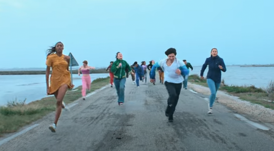 Photo de Chu Chi Cha résonne avec « Refugiado »