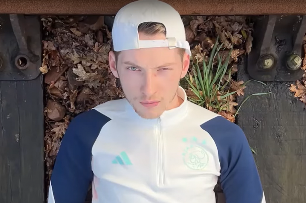 Photo de Scarklin touche profondément avec « Éphémère »