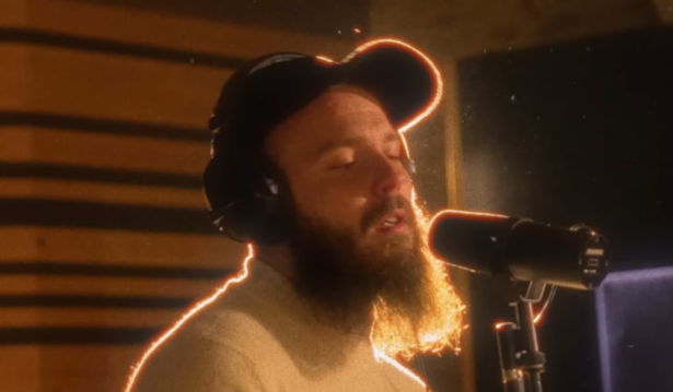 Photo de RA2Z illumine le paysage musical avec son dernier clip « Cécile »