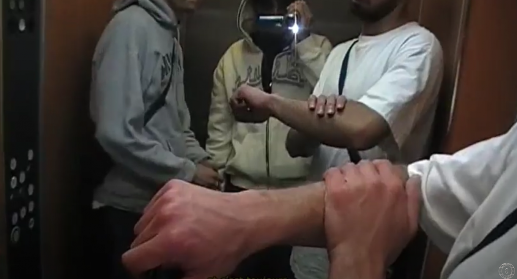 Photo de 8thBall dynamise la scène avec « FREESTYLE 128 »