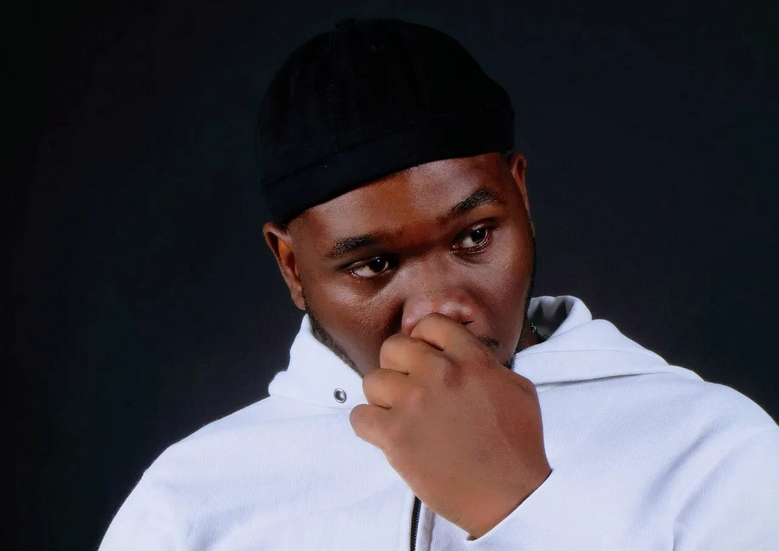 Photo de Lucky Shayan livre une histoire poignante dans « Aller Simple »