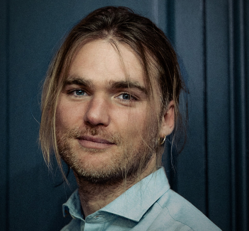 Jagas célèbre l’amour dans toute sa complexité avec « Devenu Deux » Photo de Jagas célèbre l'amour dans toute sa complexité avec « Devenu Deux »