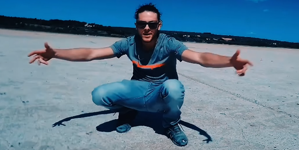 Photo de CEF lance une vague d’émotion avec « INSUBMERSIBLE »