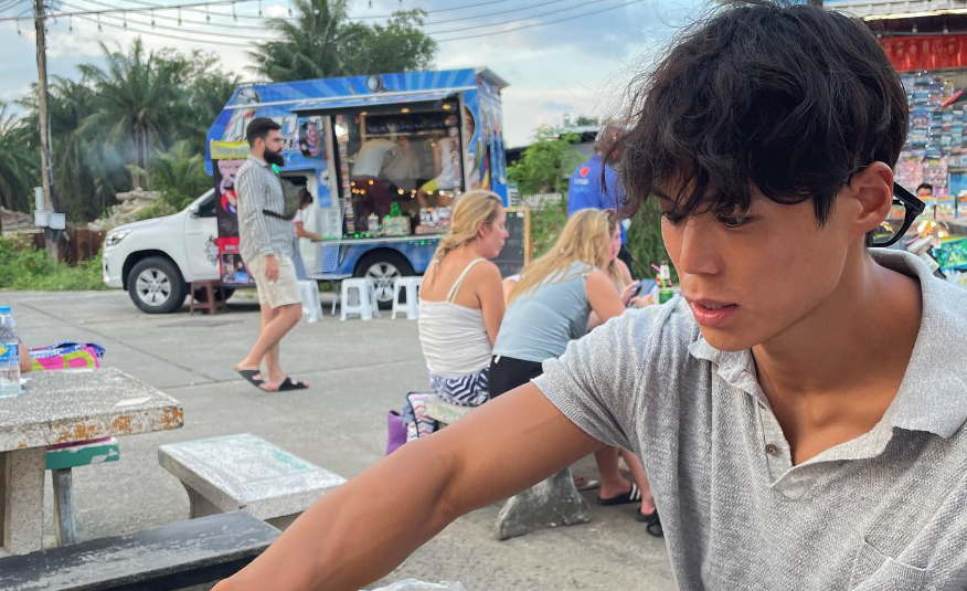 Photo de Tout ce que vous voulez savoir sur le Youtubeur Amotti de « 100% Physique » saison 2