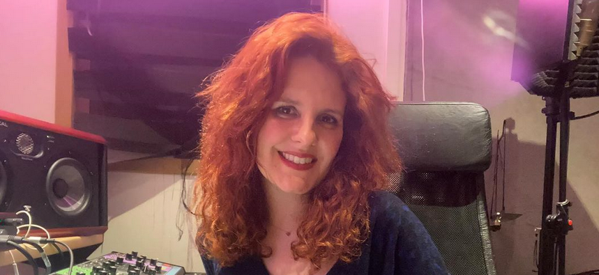 Photo de Chloé Deroy explore l'infini avec « Cosmos »