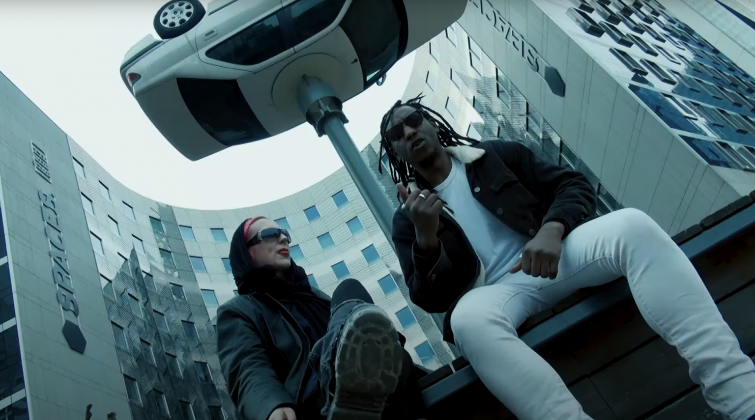 Photo de SuR Ecoute s'inspire du grand « Kanye West » pour son nouveau clip