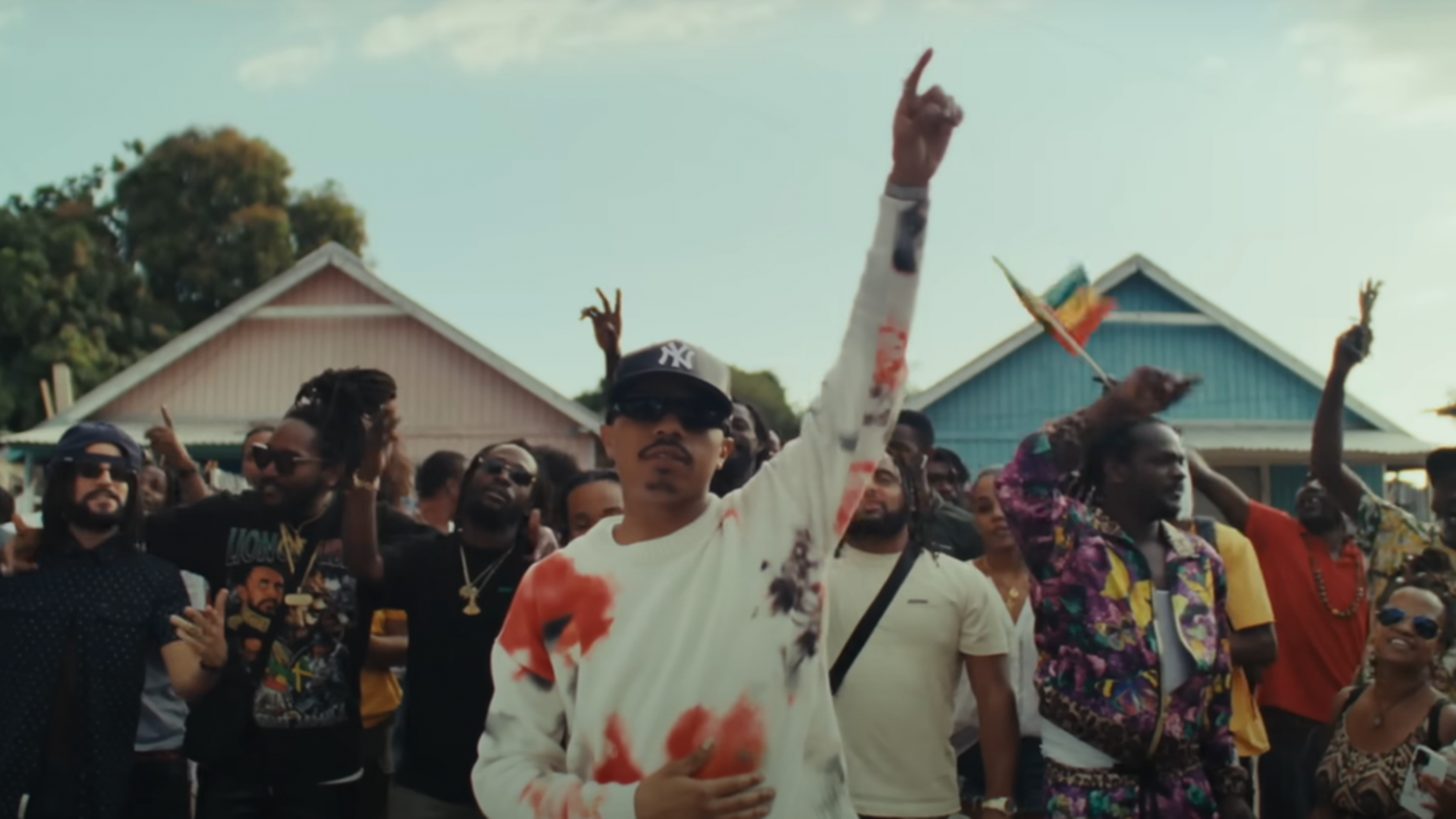 Photo de YG Marley célèbre l'amour et la Jamaïque dans le nouveau clip « Praise Jah In The Moonlight »
