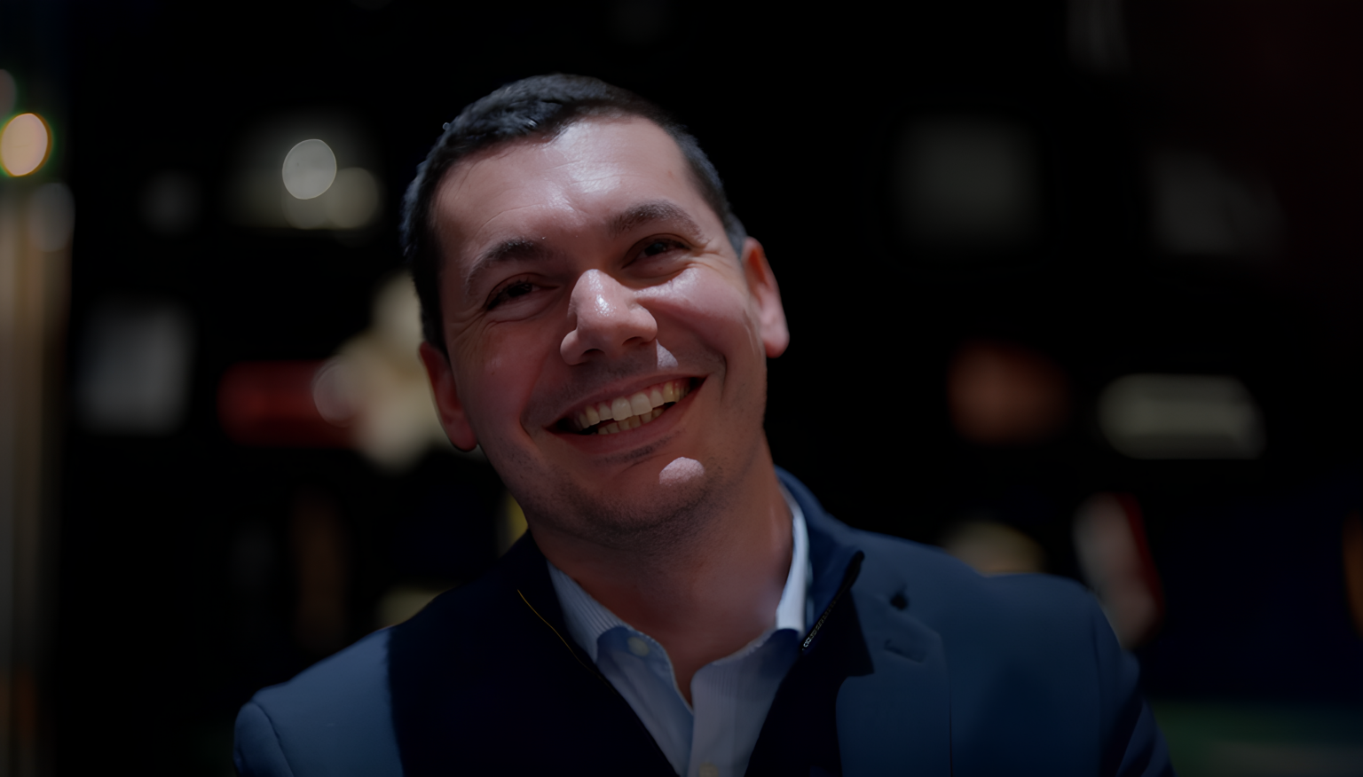 Photo de « Le Temps qui Passe » : Simon Daragon, un slameur au croisement des mondes.