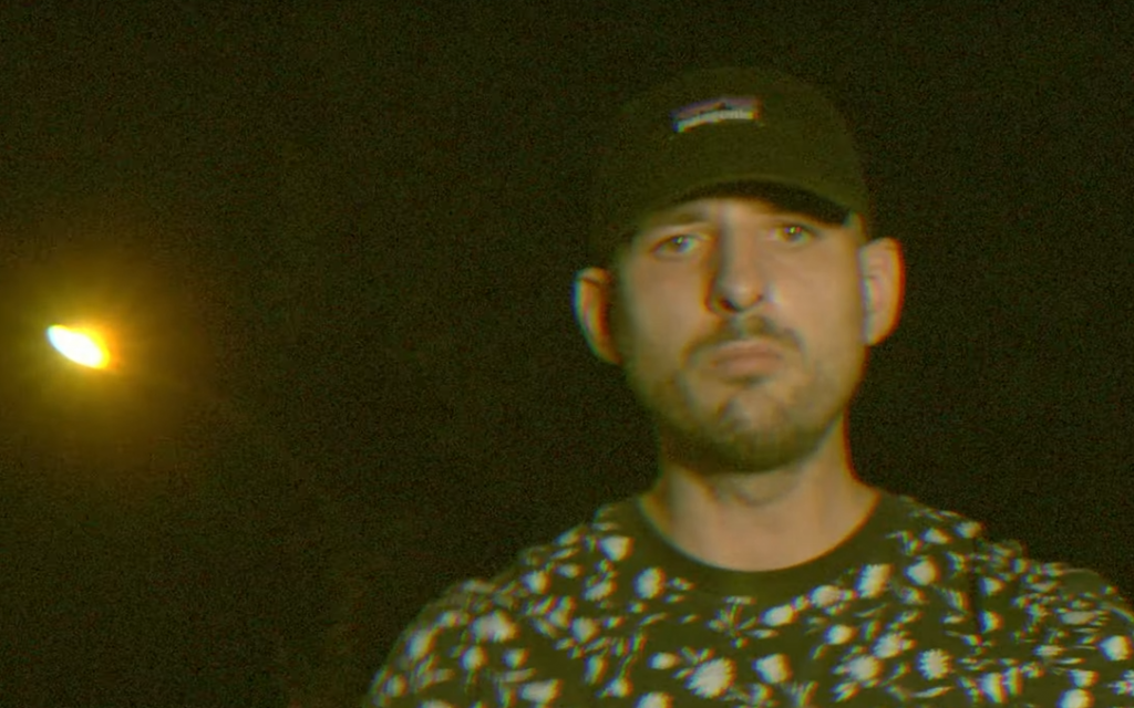 Photo de Z€M débarque avec un coup de maître : « HEADSHOT »