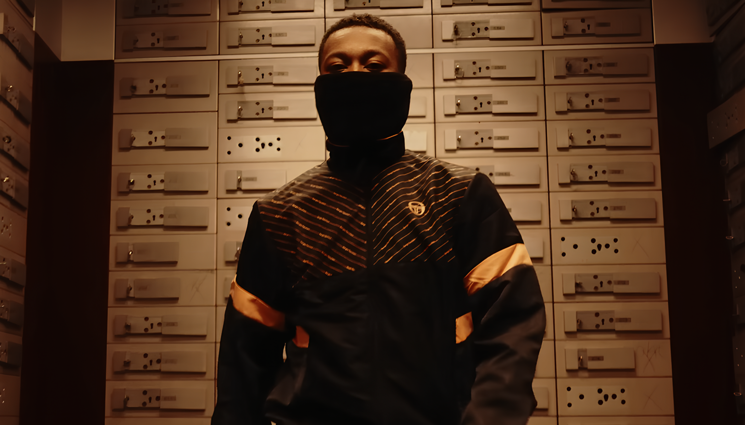 Photo de SABZZEROO enflamme la scène avec « Kilos D’or »