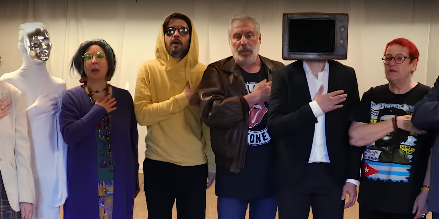 « Toufoulcan! » par Happy Flou : petite pique pop lancée aux boomers ! Photo de « Toufoulcan! » par Happy Flou : Quand la Pop rencontre le Panache.