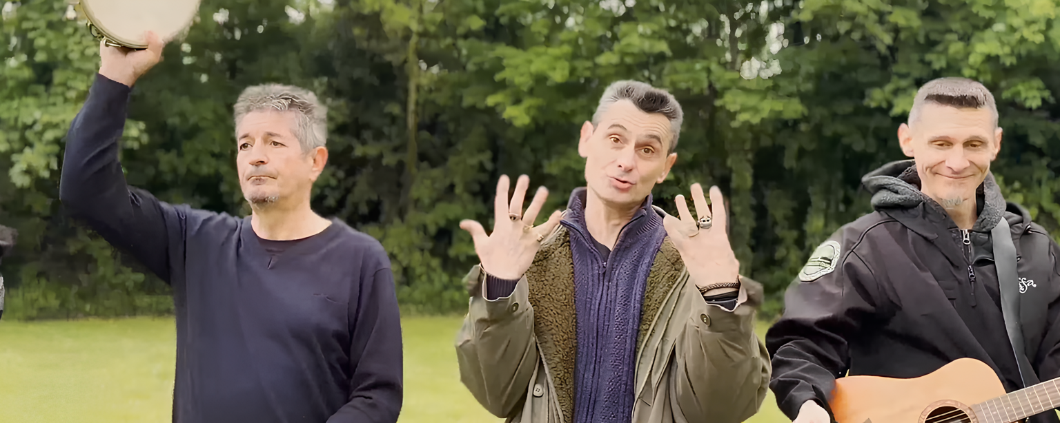 Photo de Kalffa sort du « Débrancher la planète » dans son nouveau clip