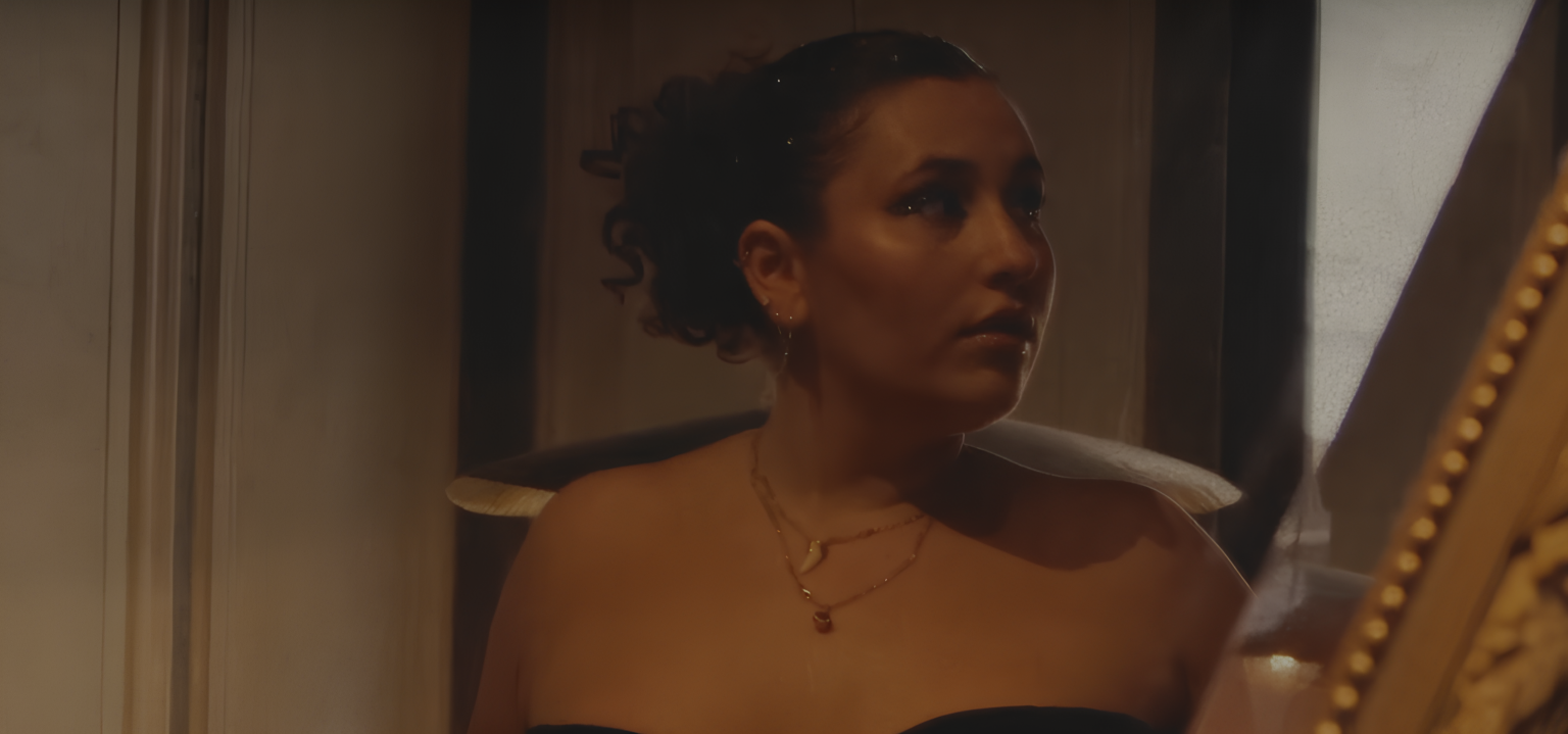 Photo de CCK éblouit avec son premier clip « Dans Tes Bras »